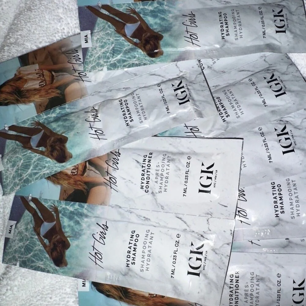 IGK Hot Girls Hydrating Shampoo and conditioner hair‎ care travel